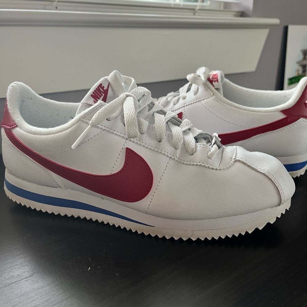 Nike Cortez ‘72 classic pristine condition